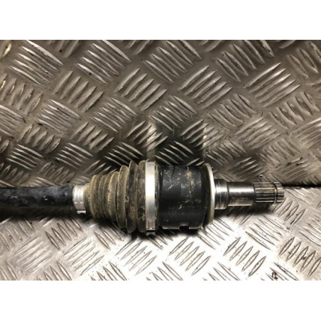 Cardan droit (transmission) TOYOTA YARIS 4 d’occasion