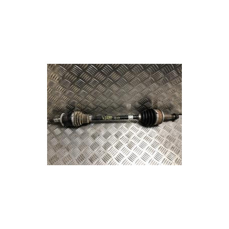 Cardan gauche (transmission) TOYOTA YARIS 4 d’occasion