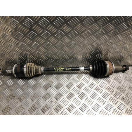 Cardan gauche (transmission) TOYOTA YARIS 4 d’occasion