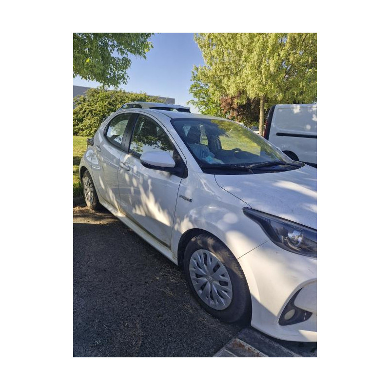 Cardan gauche (transmission) TOYOTA YARIS 4 d’occasion
