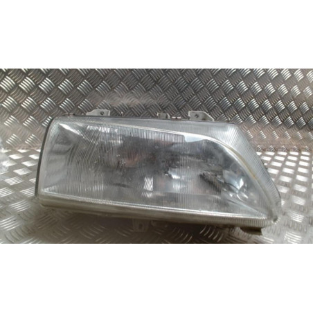 Optique avant principal droit (feux)(phare) CITROEN EVASION PHASE 2 d’occasion