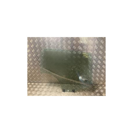 Vitre arriere droit RENAULT CLIO 5 PHASE 1 d’occasion