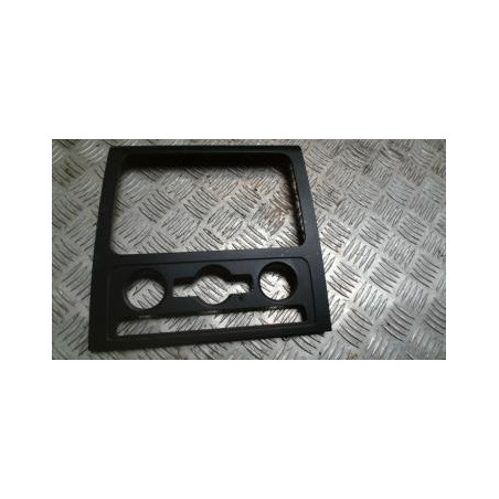 Facade autoradio VOLKSWAGEN TOURAN 2 d’occasion