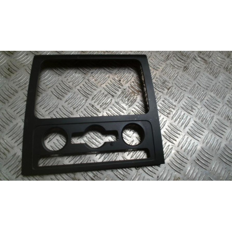Facade autoradio VOLKSWAGEN TOURAN 2 d’occasion