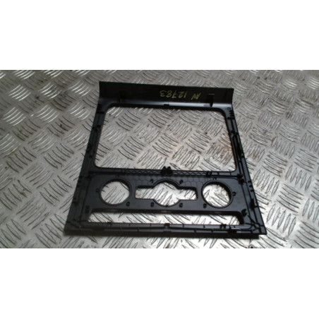 Facade autoradio VOLKSWAGEN TOURAN 2 d’occasion
