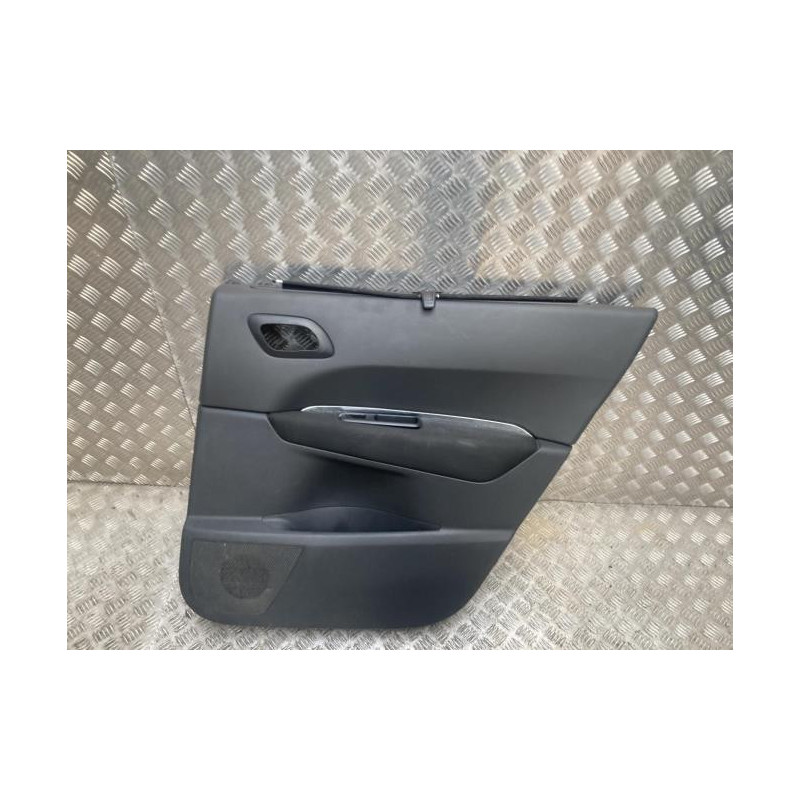 Panneau de porte arriere droit PEUGEOT 5008 1 PHASE 1 d’occasion