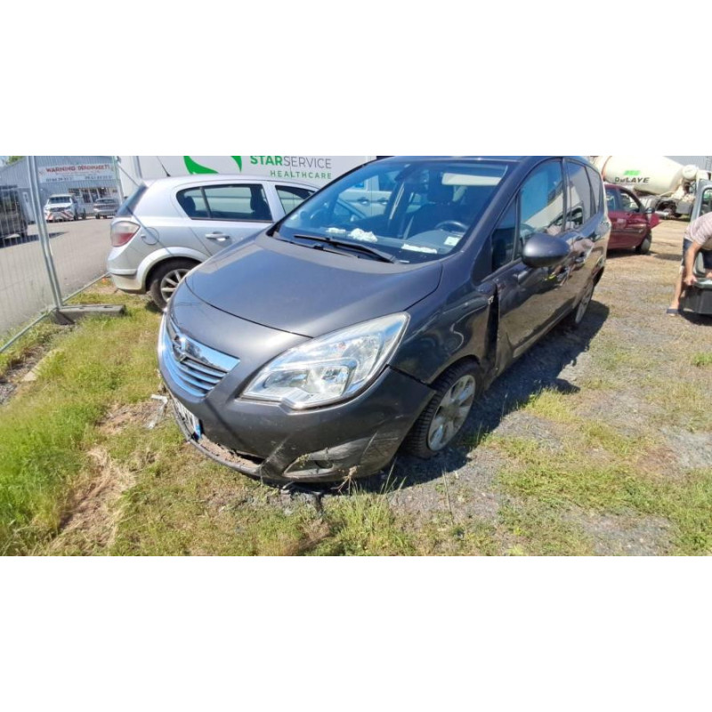 Platine feu arriere gauche OPEL MERIVA B PHASE 1 d’occasion