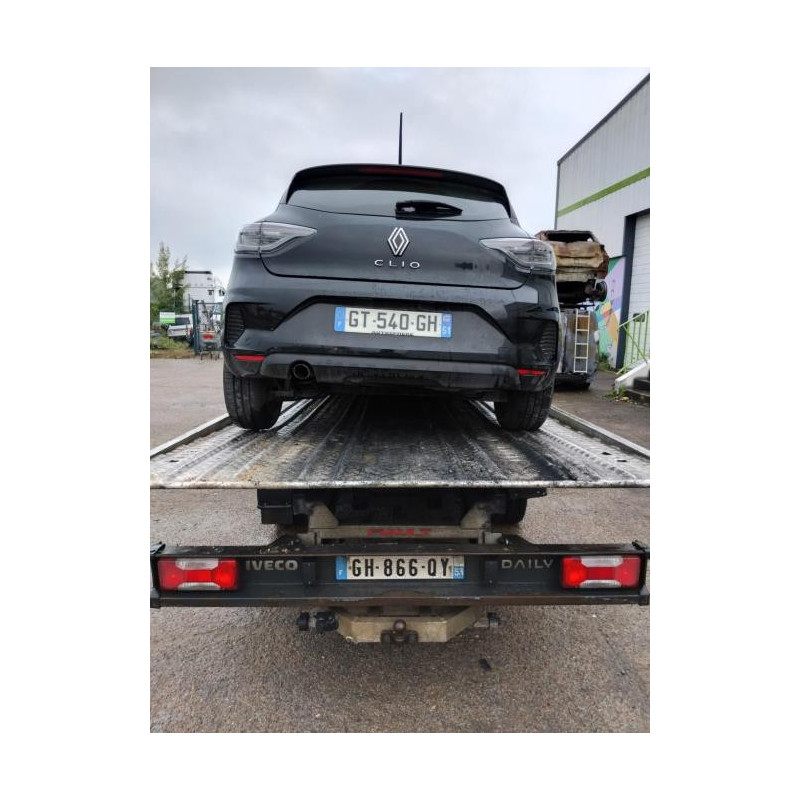 Pare choc arriere RENAULT CLIO 5 PHASE 1 d’occasion