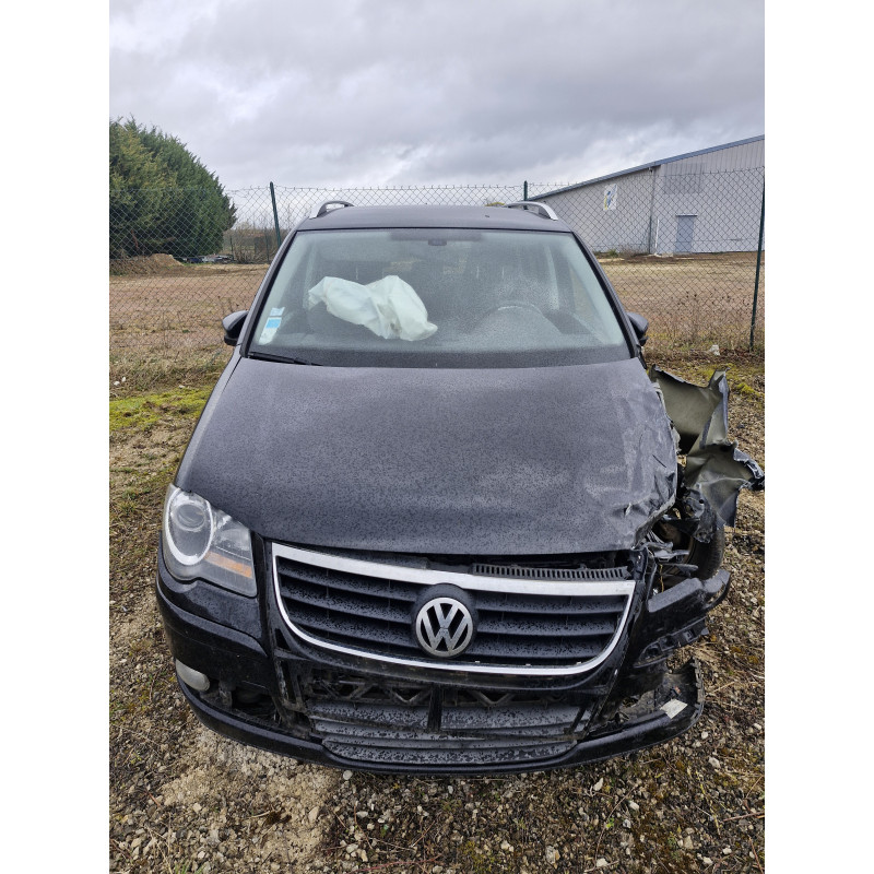 Attache ceinture arriere centrale VOLKSWAGEN TOURAN 1 PHASE 2 d’occasion