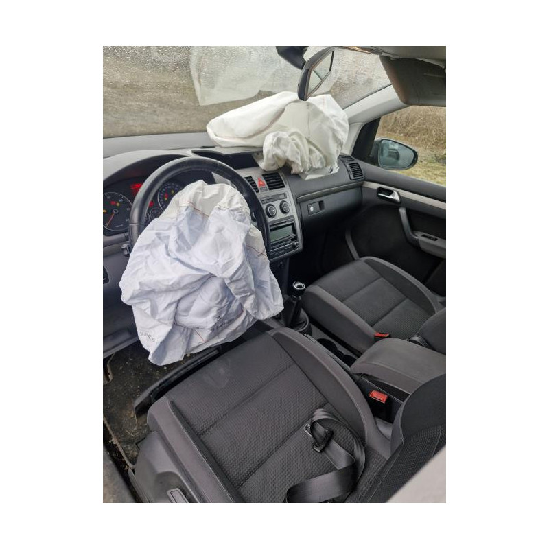 Attache ceinture arriere centrale VOLKSWAGEN TOURAN 1 PHASE 2 d’occasion