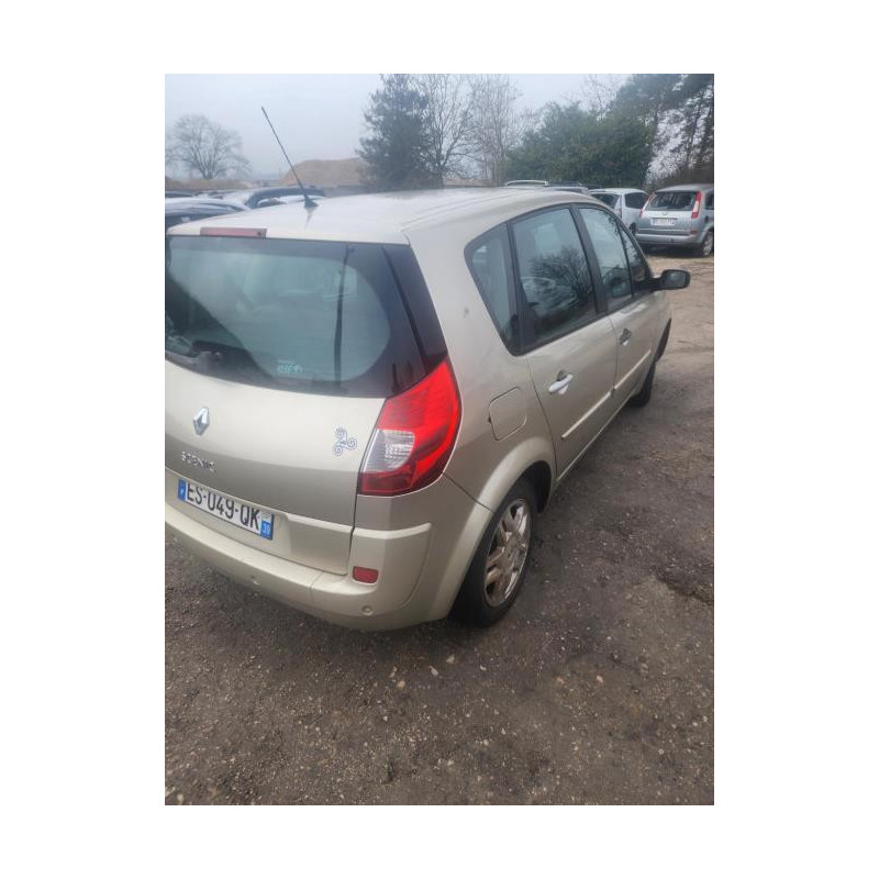 Fusee avant gauche RENAULT SCENIC 2 PHASE 2 d’occasion