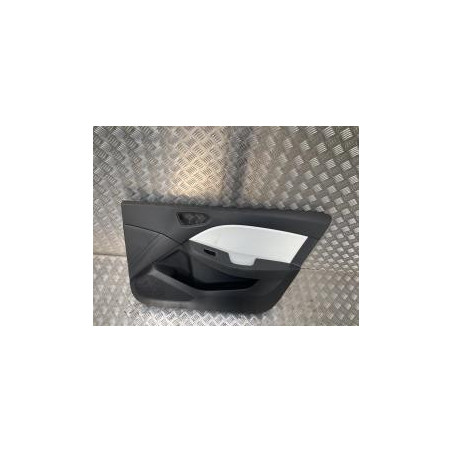 Panneau de porte avant droit RENAULT CLIO 5 PHASE 1 d’occasion