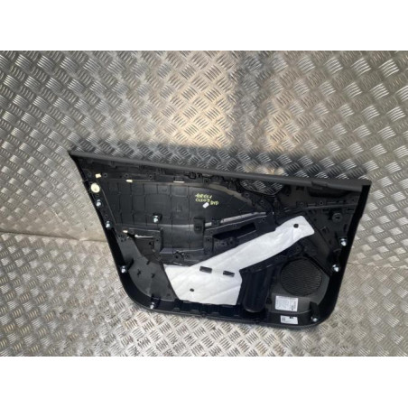 Panneau de porte avant droit RENAULT CLIO 5 PHASE 1 d’occasion