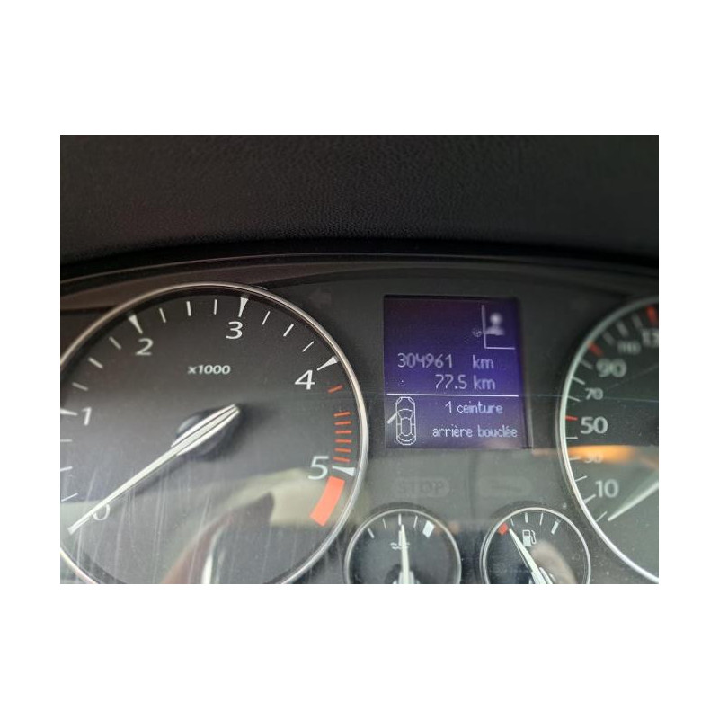 Vitre arriere droit RENAULT LAGUNA 3 PHASE 1 BREAK d’occasion