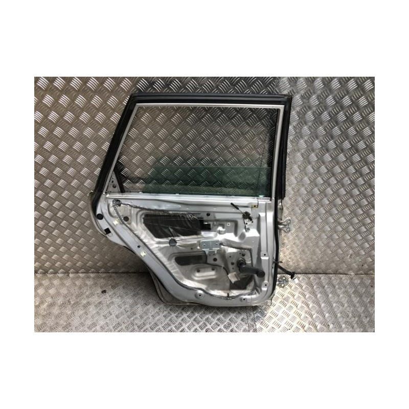 Porte arriere gauche VOLVO V 40 1 PHASE 2 BREAK d’occasion