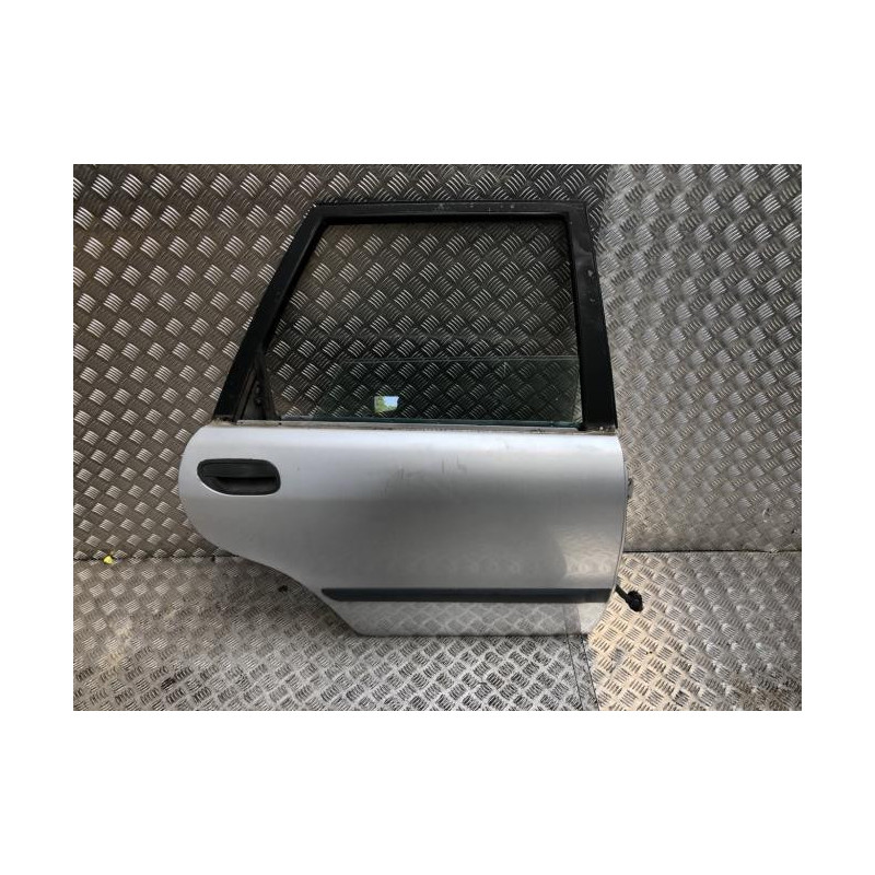 Porte arriere droit VOLVO V 40 1 PHASE 2 BREAK d’occasion