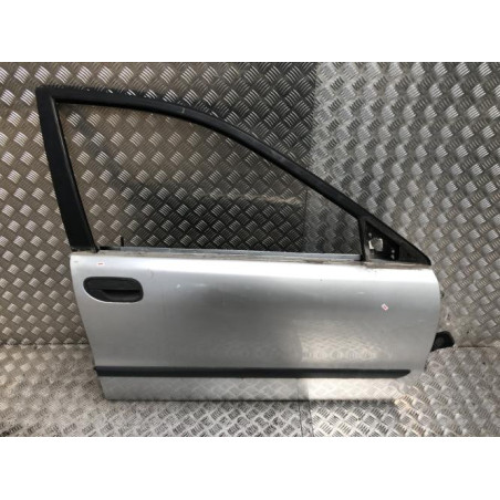 Porte avant droit VOLVO V 40 1 PHASE 2 BREAK d’occasion