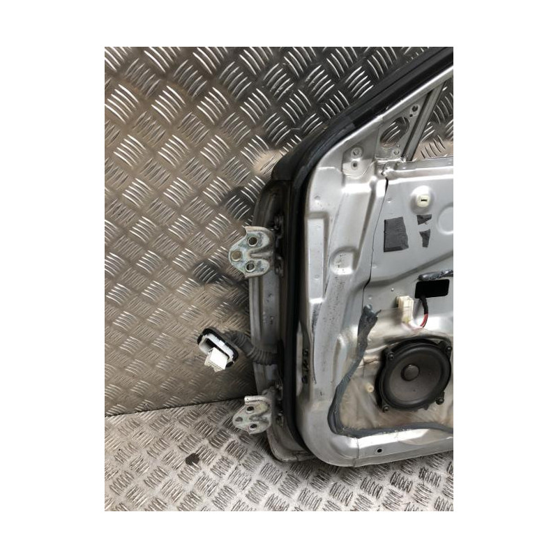 Porte avant droit VOLVO V 40 1 PHASE 2 BREAK d’occasion