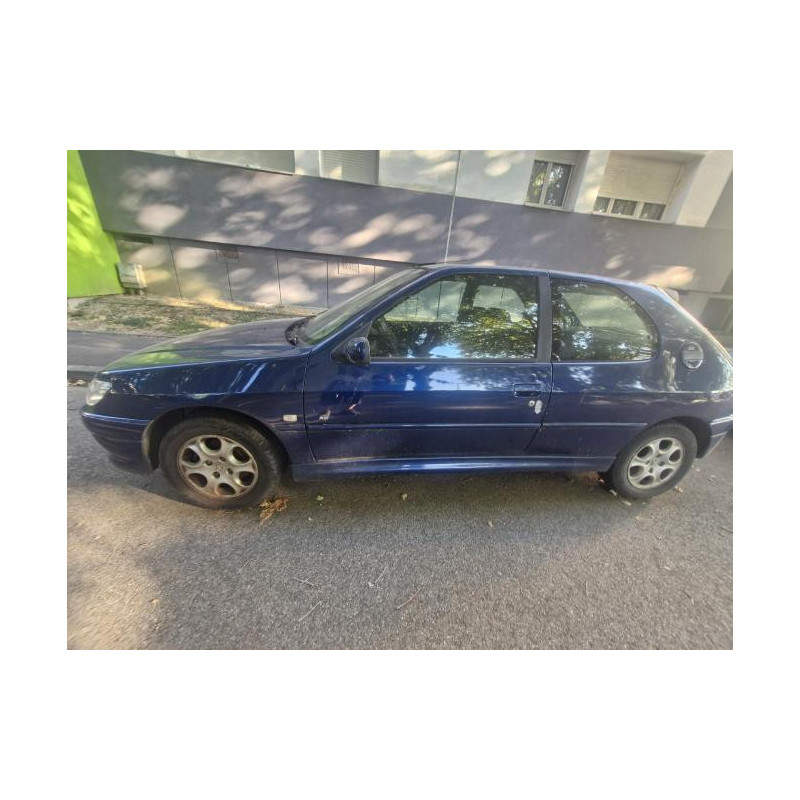 Porte avant gauche PEUGEOT 306 PHASE 2 d’occasion