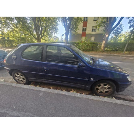 Porte avant gauche PEUGEOT 306 PHASE 2 d’occasion
