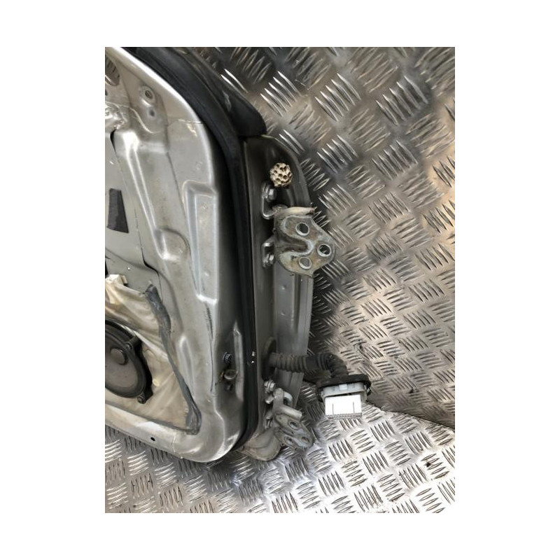 Porte avant gauche VOLVO V 40 1 PHASE 2 BREAK d’occasion
