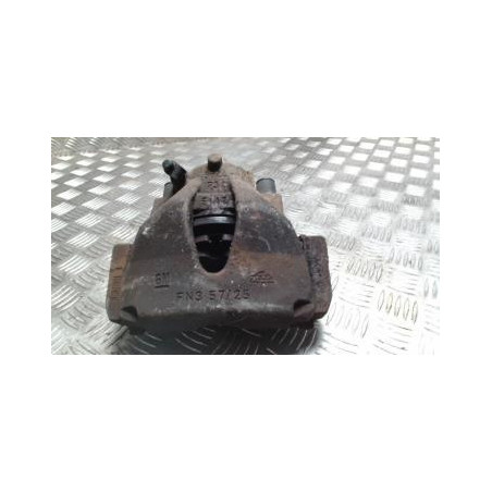 Etrier avant droit (freinage) OPEL MERIVA A PHASE 1 d’occasion