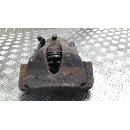 Etrier avant droit (freinage) OPEL MERIVA A PHASE 1 d’occasion