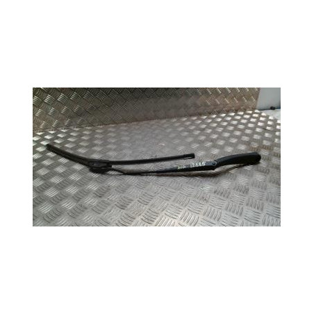 Bras essuie glace avant gauche MERCEDES CLASSE C 203 COUPE SPORT PHASE 1 d’occasion