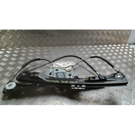 Leve vitre electrique avant droit MERCEDES CLASSE C 203 COUPE SPORT PHASE 1 d’occasion