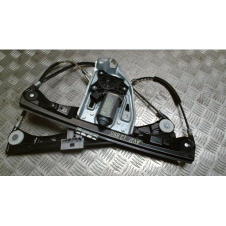 Leve vitre electrique avant droit MERCEDES CLASSE C 203 COUPE SPORT PHASE 1 d’occasion