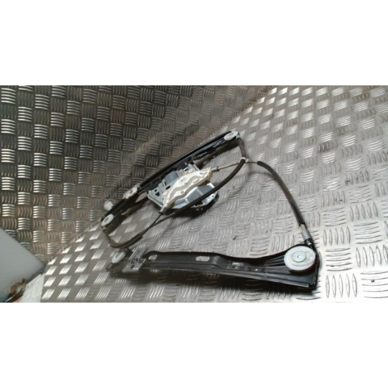 Leve vitre electrique avant gauche MERCEDES CLASSE C 203 COUPE SPORT PHASE 1 d’occasion