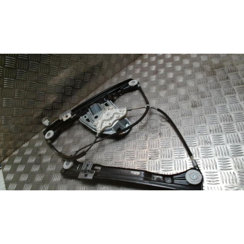 Leve vitre electrique avant gauche MERCEDES CLASSE C 203 COUPE SPORT PHASE 1 d’occasion