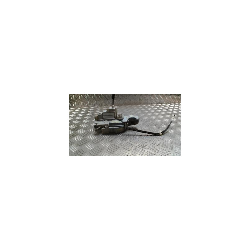 Serrure avant gauche FIAT BRAVO 2 d’occasion