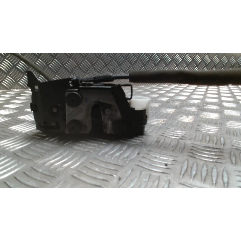 Serrure avant gauche RENAULT CLIO 4 PHASE 1 d’occasion