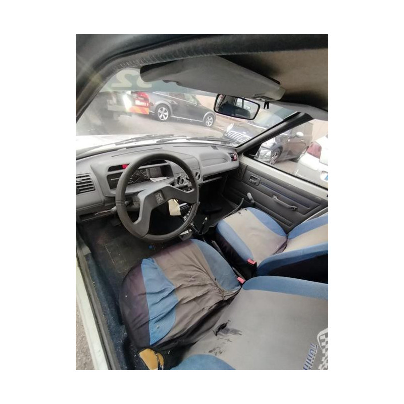Feu arriere principal gauche (feux) PEUGEOT 205 PHASE 2 d’occasion