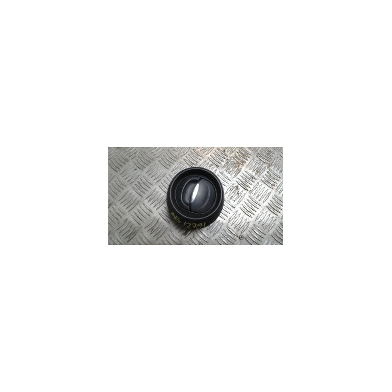 Aerateur tableau de bord avant gauche RENAULT CLIO 4 PHASE 1 d’occasion