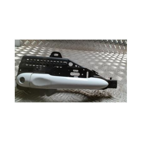 Support poignee porte avant gauche RENAULT CLIO 4 PHASE 1 d’occasion
