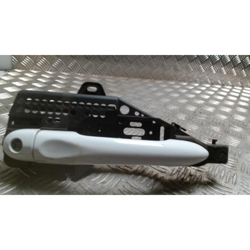 Support poignee porte avant gauche RENAULT CLIO 4 PHASE 1 d’occasion