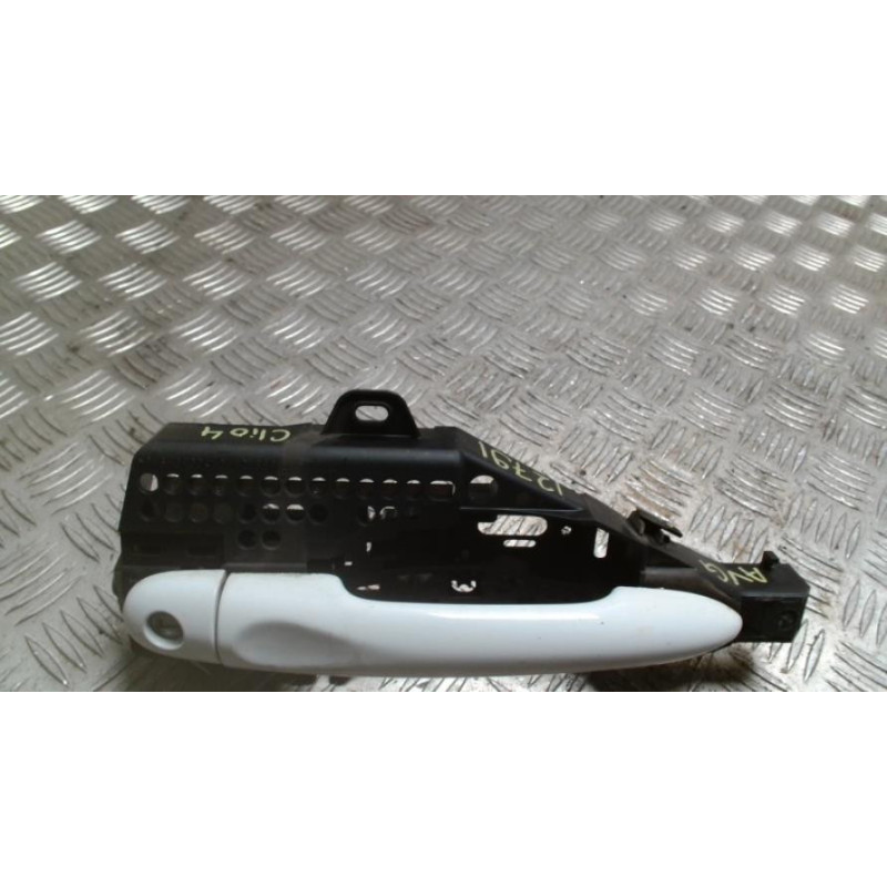 Support poignee porte avant gauche RENAULT CLIO 4 PHASE 1 d’occasion