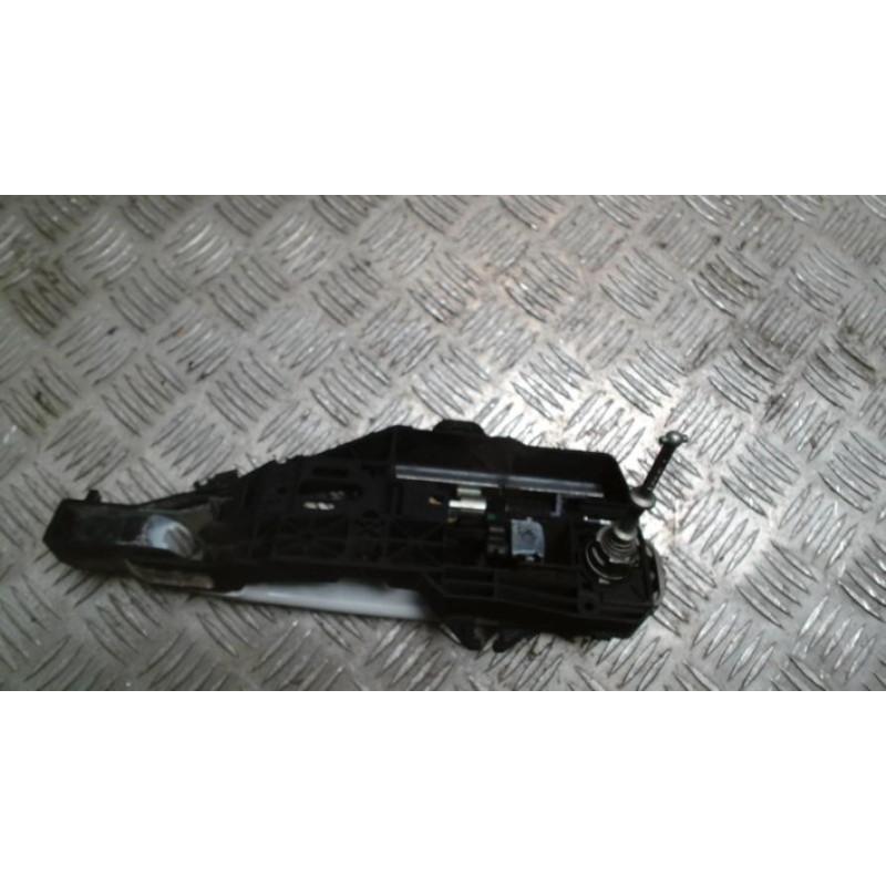 Support poignee porte avant gauche RENAULT CLIO 4 PHASE 1 d’occasion