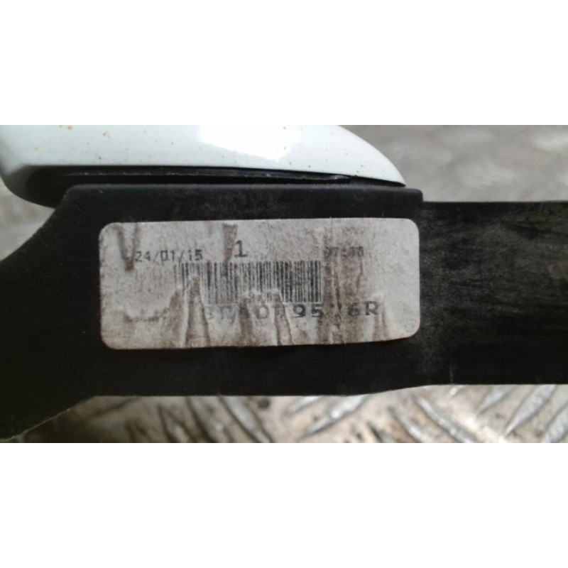 Support poignee porte avant gauche RENAULT CLIO 4 PHASE 1 d’occasion