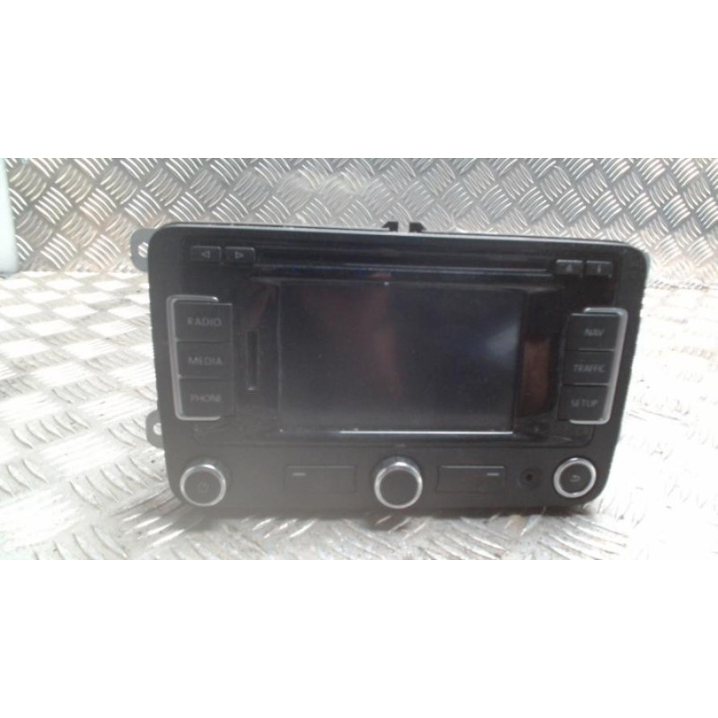 Autoradio d'origine VOLKSWAGEN TOURAN 2 d’occasion