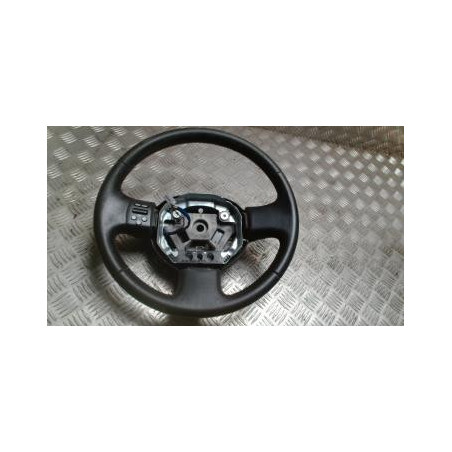 Volant NISSAN MICRA 3 PHASE 3 d’occasion