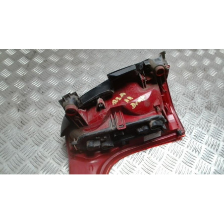 Feu arriere principal droit (feux) PEUGEOT 5008 1 PHASE 1 d’occasion