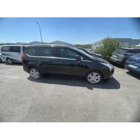 Feu arriere principal droit (feux) PEUGEOT 5008 1 PHASE 1 d’occasion