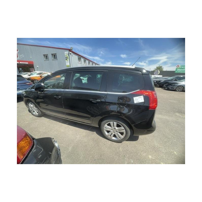 Feu arriere principal droit (feux) PEUGEOT 5008 1 PHASE 1 d’occasion