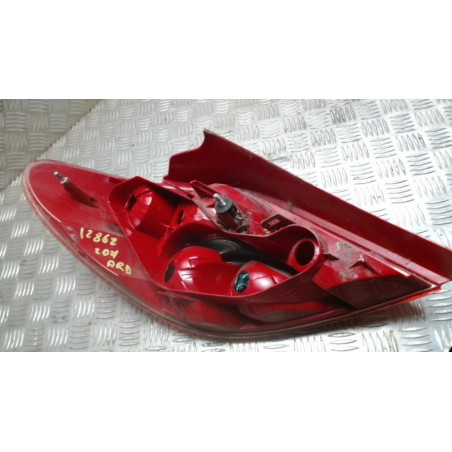 Feu arriere principal droit (feux) PEUGEOT 207 PHASE 1 d’occasion