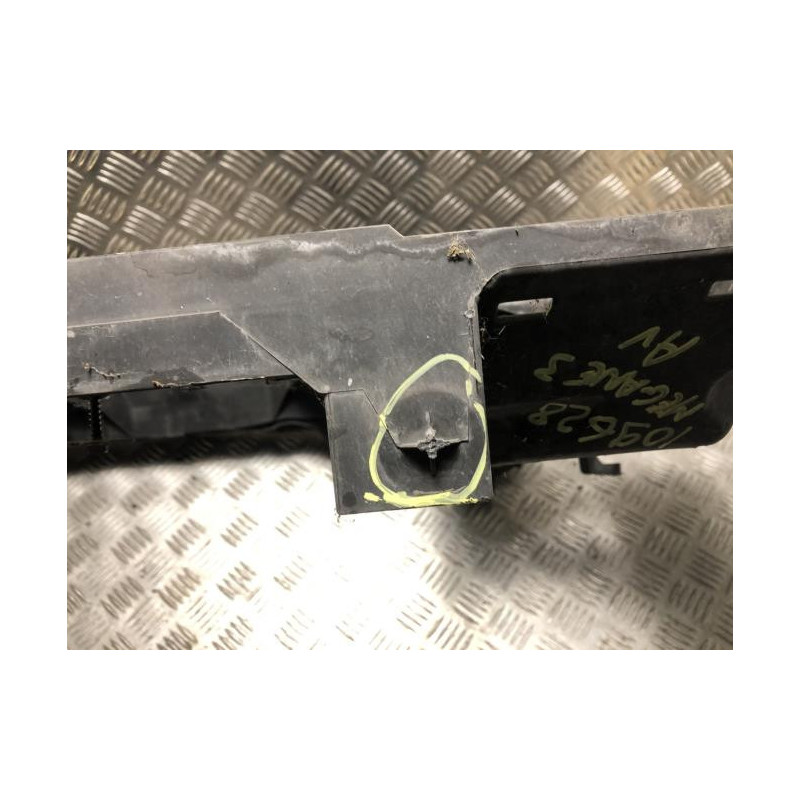 Armature avant, Masque avant RENAULT MEGANE 3 PHASE 1 d’occasion
