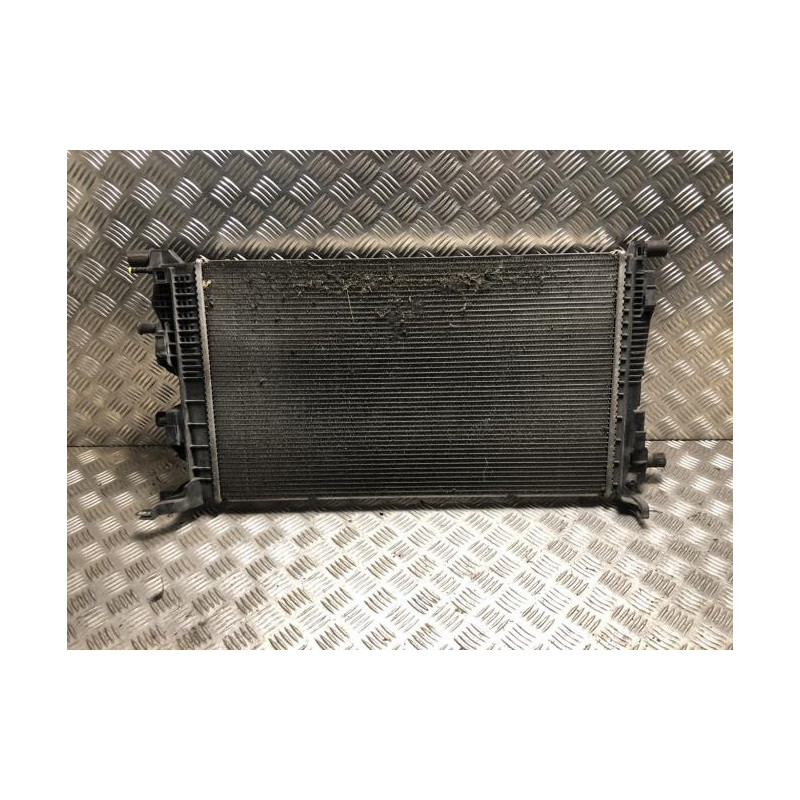 Radiateur eau RENAULT MEGANE 3 PHASE 1 d’occasion