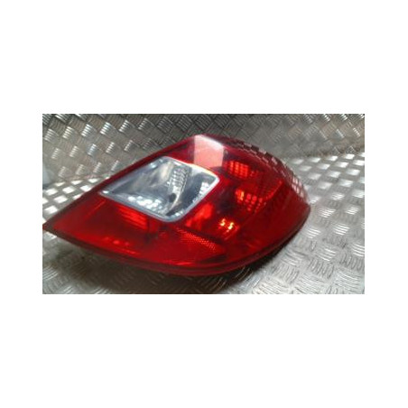 Feu arriere principal droit (feux) OPEL CORSA D PHASE 1 d’occasion